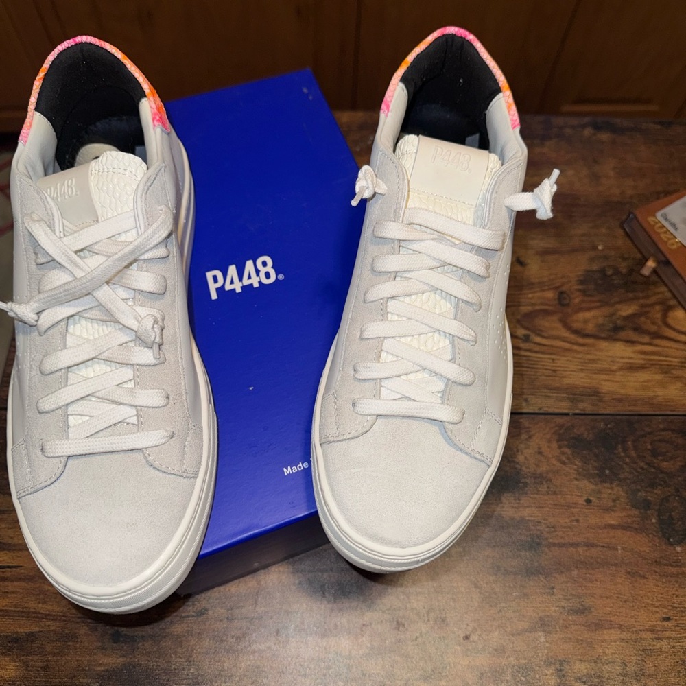 P448 Thea sneakers women’s. White & pink. Size 9.5 US (41 EU). - Picture 8 of 9